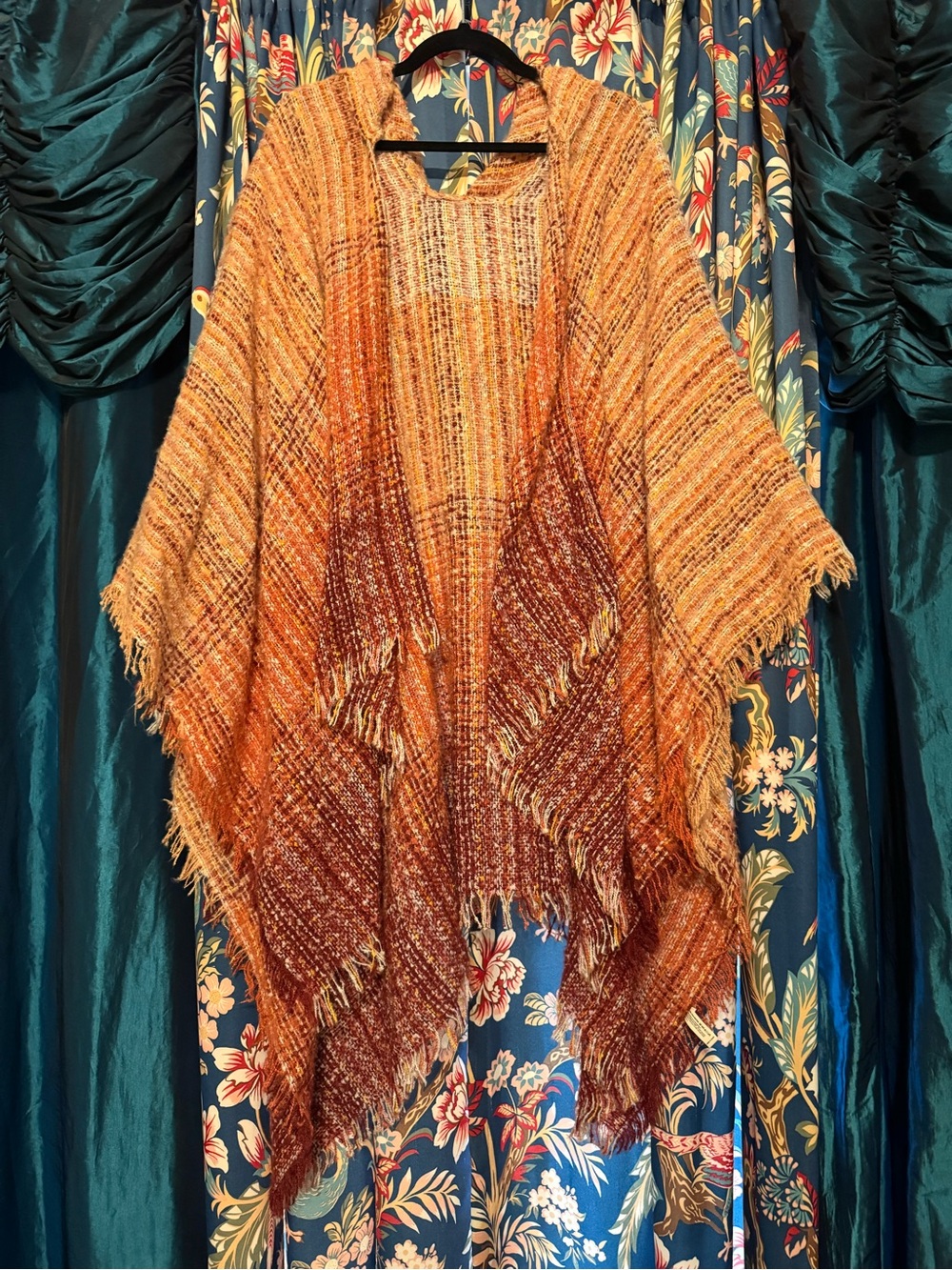 Macchia Di Ruggine Woven Fringe Poncho Hooded Ruana in Orange and Rust OS